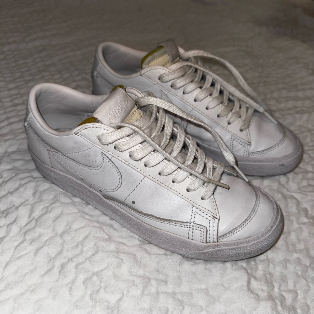 Nike Blazer Low ‘77 in Summit White